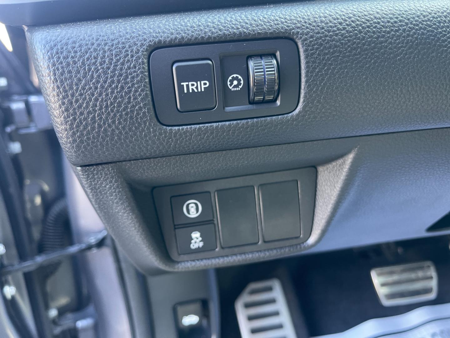 2020 Gray /Black Honda Accord Sport 2.0T (1HGCV2F39LA) with an 2.0L I4 DOHC 16V Turbo engine, 10 Speed Auto transmission, located at 11115 Chardon Rd. , Chardon, OH, 44024, (440) 214-9705, 41.580246, -81.241943 - Photo#21